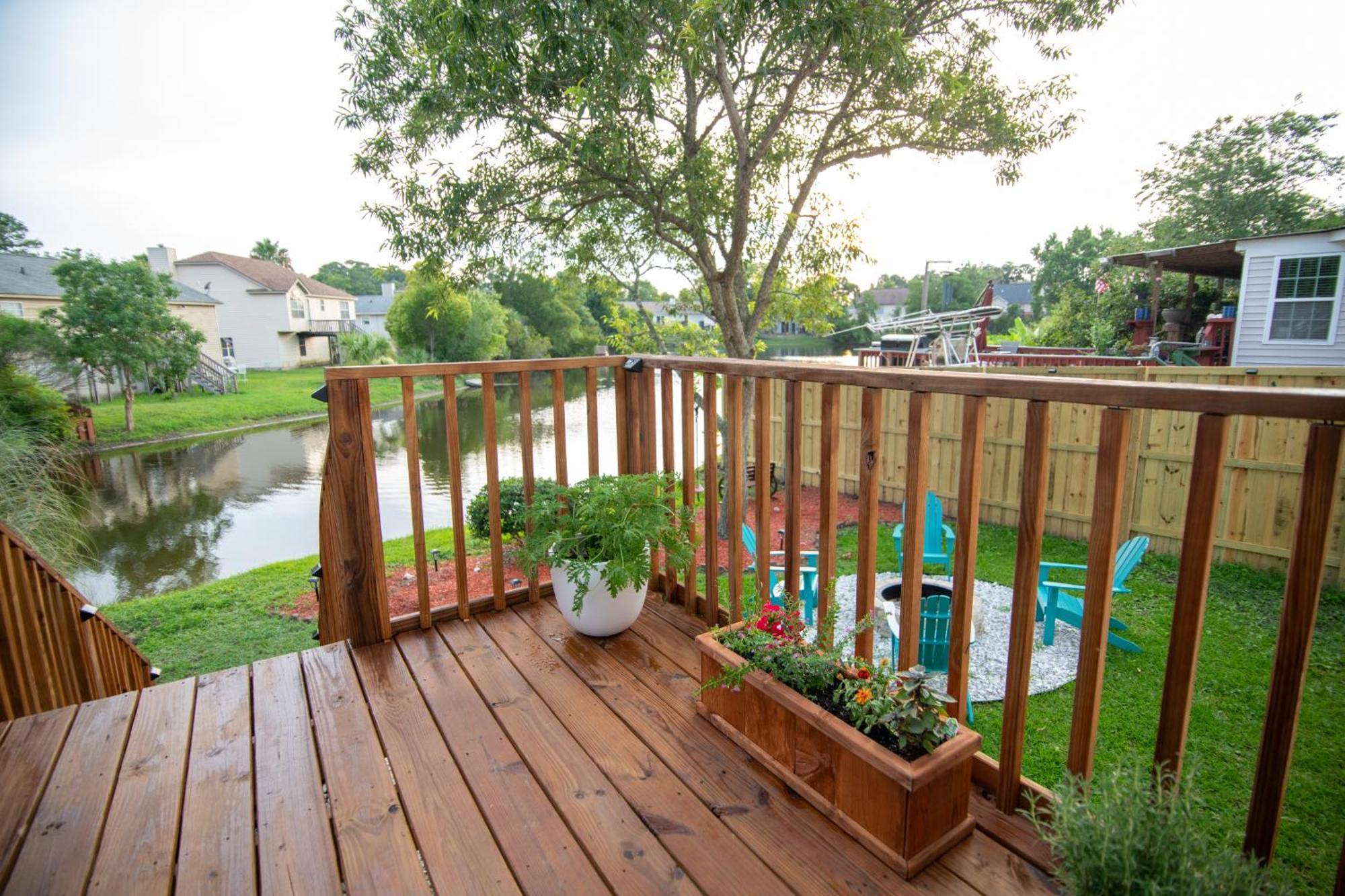 Lakefront Retreat Near Tybee With King Bed And Free Parking Casa de Férias Savannah
