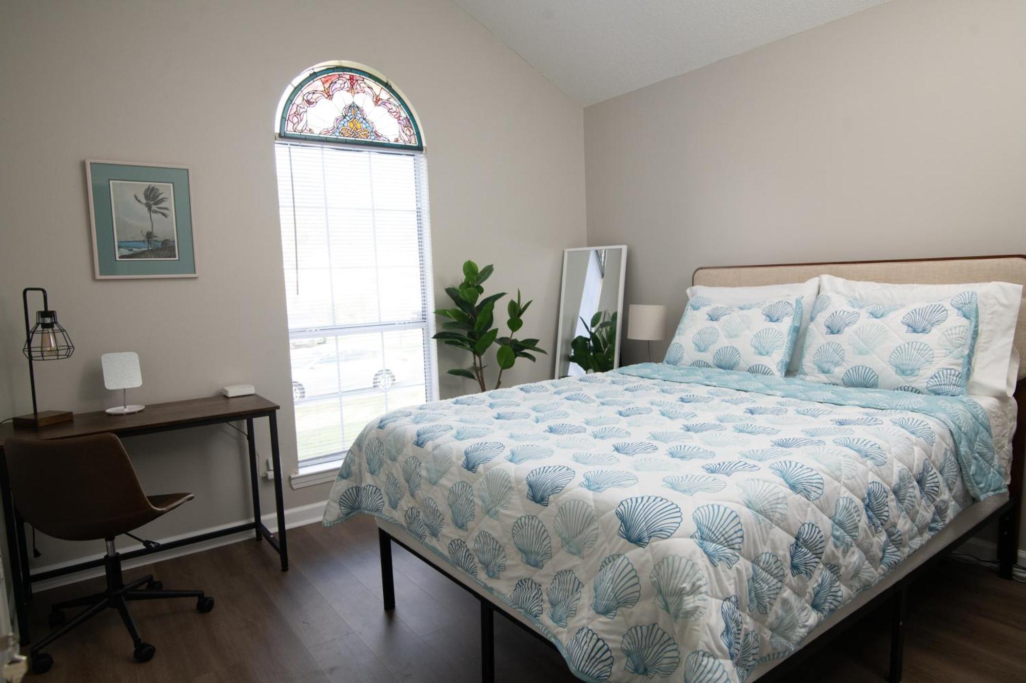 Lakefront Retreat Near Tybee With King Bed And Free Parking