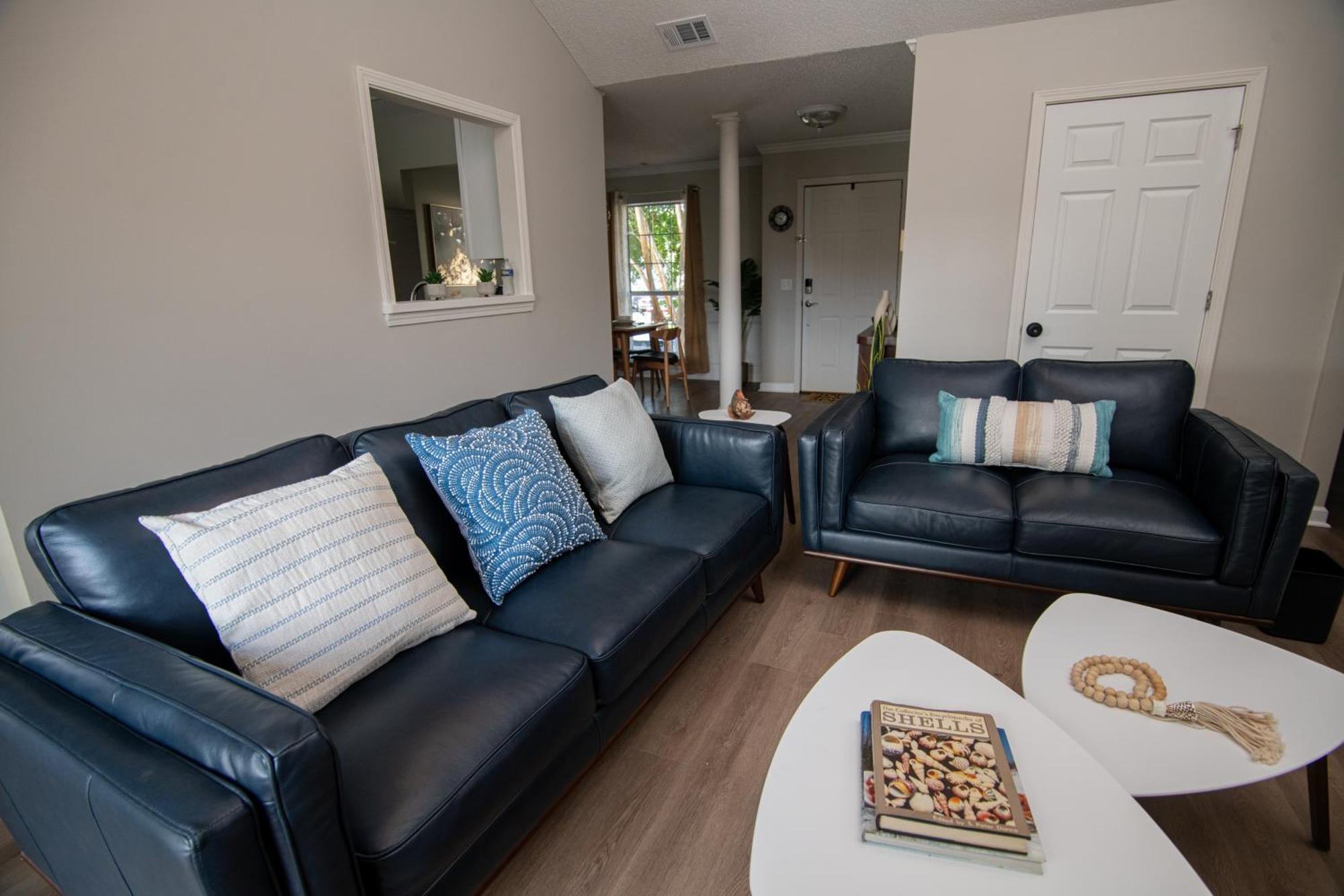 Lakefront Retreat Near Tybee With King Bed And Free Parking Ferienhaus *