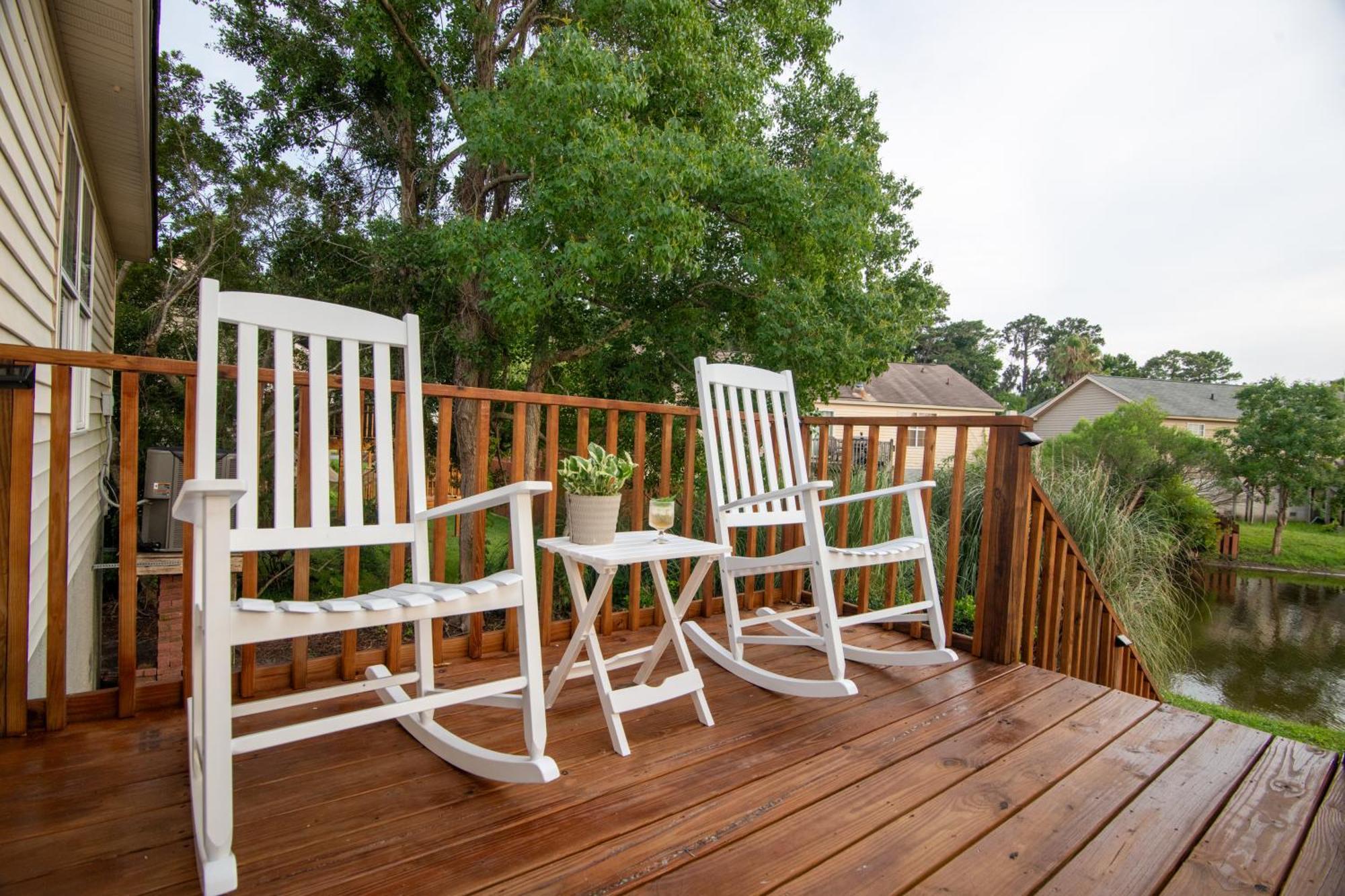 Lakefront Retreat Near Tybee With King Bed And Free Parking *