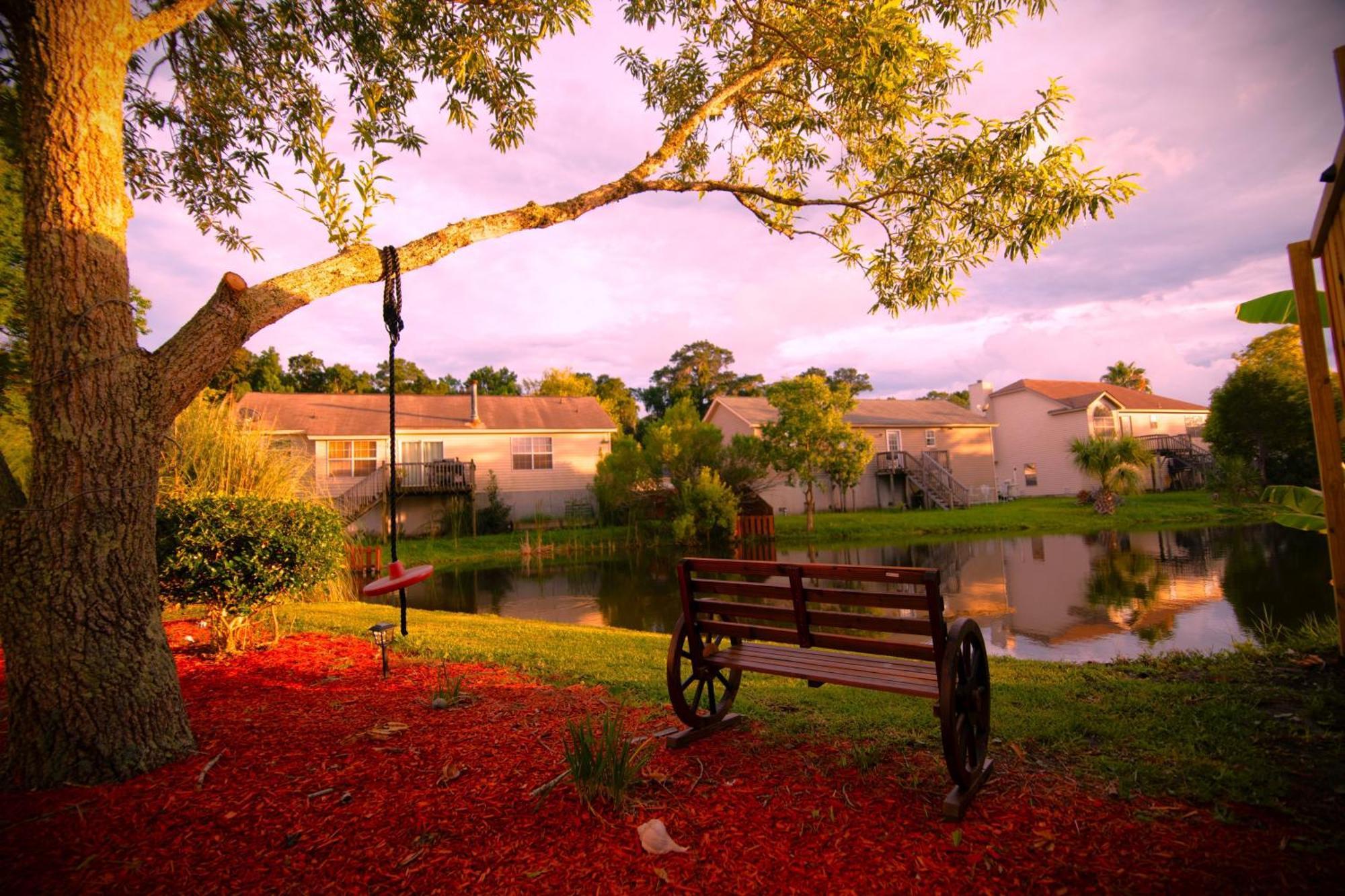 Lakefront Retreat Near Tybee With King Bed And Free Parking Ferienhaus Savannah